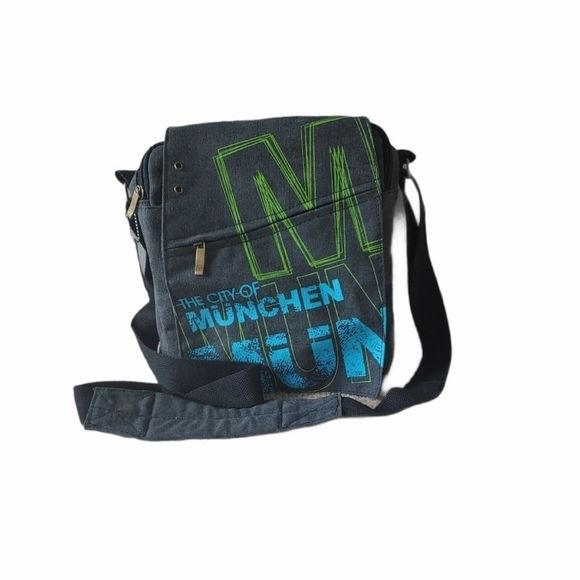 ROBIN RUTH MESSENGER BAG - Picture 2 of 11